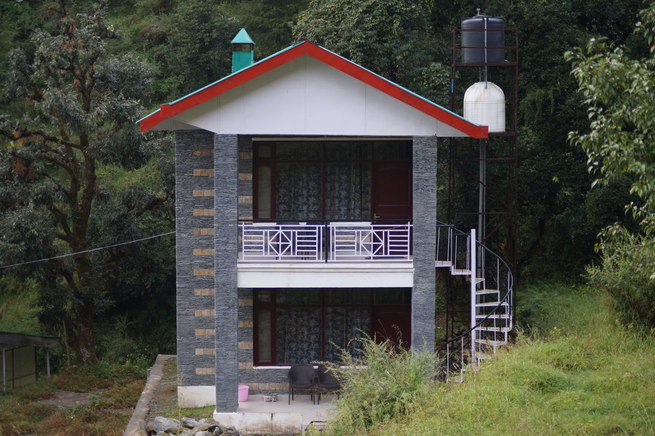 Hotel Shivalay Dharamshala Ngoại thất bức ảnh